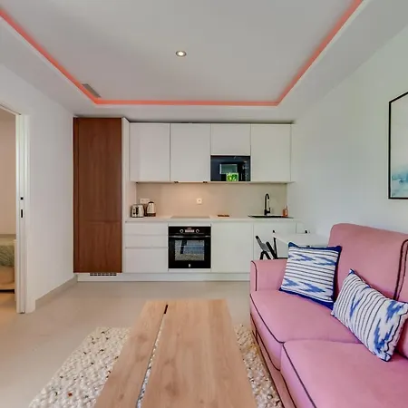 About Playas Andaluzas 马尔韦利亚